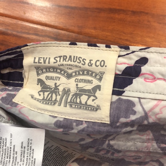 Levi’s Cotton Button Drawstring Velcro Shorts - Picture 9 of 14